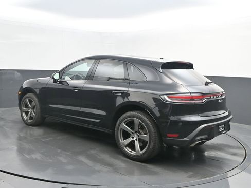 New 2025 Porsche Macan image 3