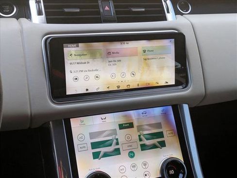 Used 2022 Land Rover Range Rover Sport HST image 11