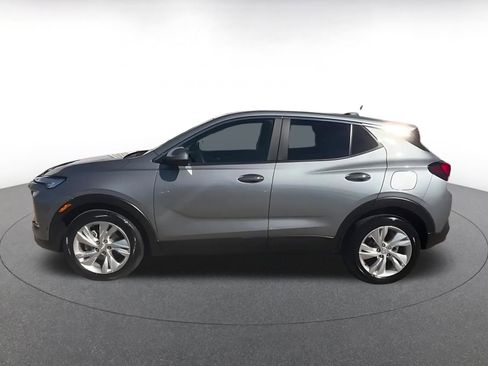 Used 2025 Buick Encore GX Preferred image 9