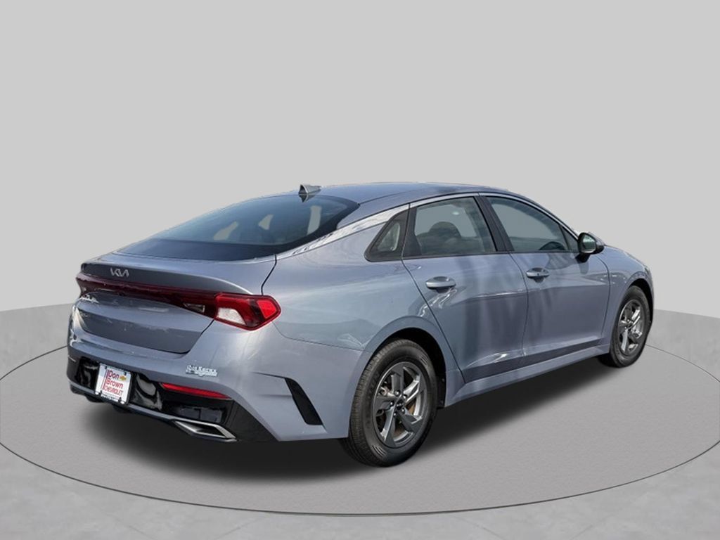 Used 2022 Kia K5 LXS FWD image 6