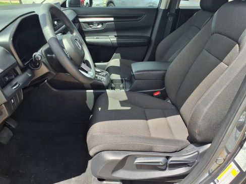 Used 2025 Honda CR-V LX image 24