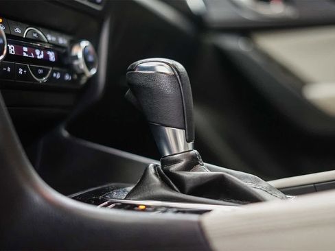 Used 2017 MAZDA MAZDA3 Grand Touring w/ Premium Equipment Package image 19