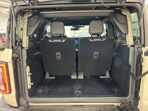 Used 2025 Ford Bronco Badlands image 25