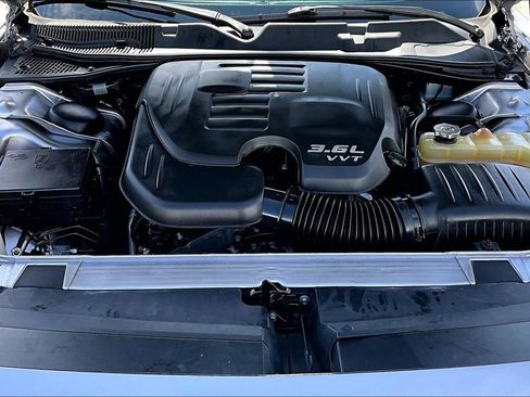 Certified 2016 Dodge Challenger SXT image 30