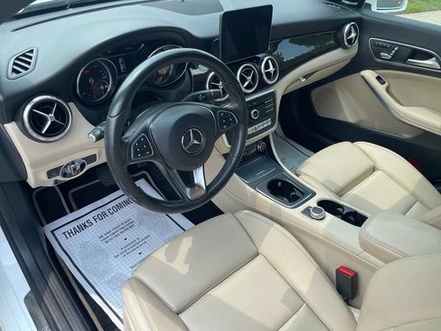 Used 2018 Mercedes-Benz CLA 250 4MATIC image 14