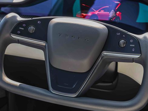 Used 2022 Tesla Model X Plaid AWD/4WD image 13