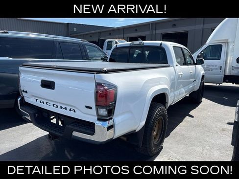 Used 2017 Toyota Tacoma SR5 w/ Tow Package AWD/4WD image 4