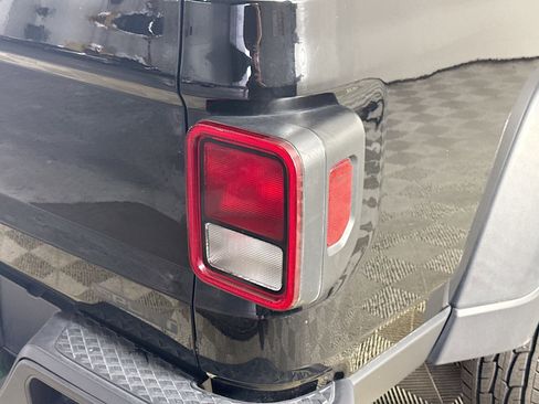 Used 2021 Jeep Gladiator Sport w/ Trailer Tow Package image 34