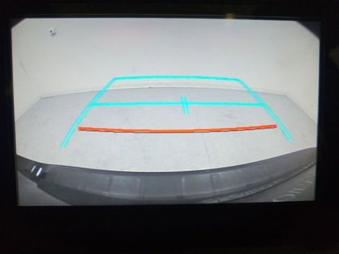 Used 2017 Toyota Sienna XLE image 25