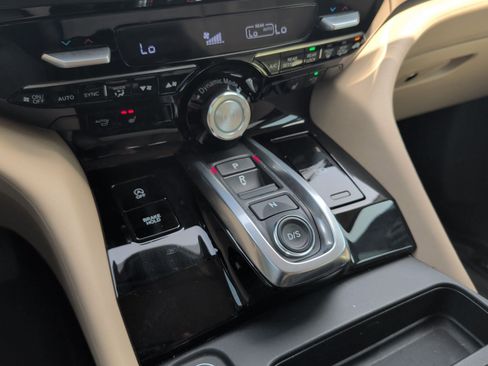 Used 2025 Acura MDX FWD w/ Technology Package image 21