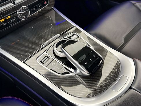Used 2021 Mercedes-Benz G 63 AMG 4MATIC w/ G Manufaktur Interior Package image 22