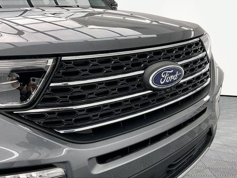 Certified 2024 Ford Explorer XLT w/ Equipment Group 202A AWD/4WD image 29