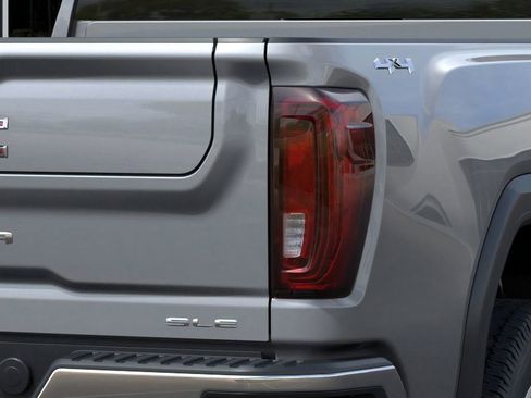 New 2026 GMC Sierra 2500 SLE image 11