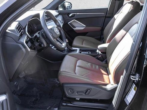 Certified 2023 Audi Q3 2.0T Premium Plus w/ Premium Plus Package image 12