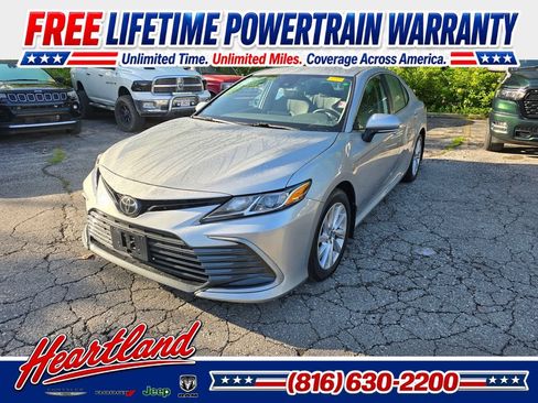 Used 2023 Toyota Camry LE w/ Convenience Package FWD image 1