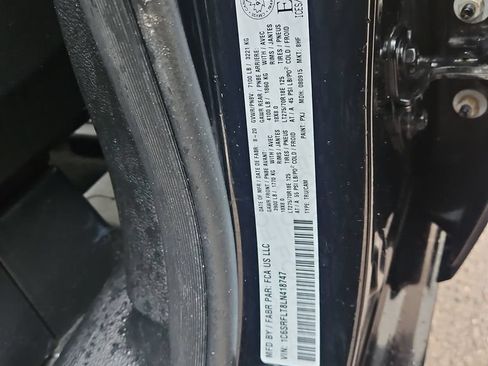 Used 2020 RAM 1500 Rebel w/ Level 1 Equipment Group AWD/4WD image 29