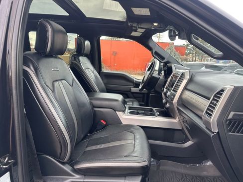 Used 2019 Ford F450 Platinum w/ Platinum Ultimate Package image 22