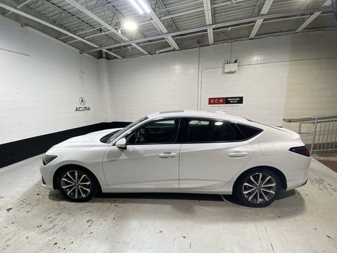 Used 2023 Acura Integra image 3