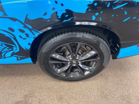 Certified 2023 Dodge Challenger SXT w/ Blacktop Package image 10