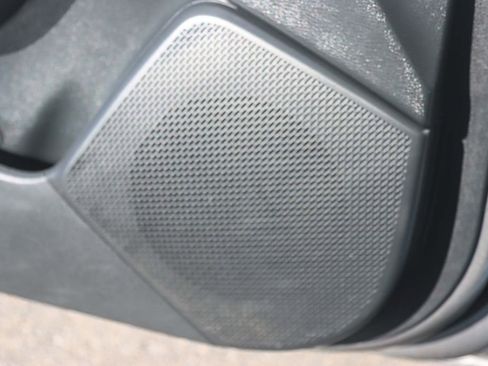 Used 2023 Kia Soul LX w/ LX Technology Package image 40