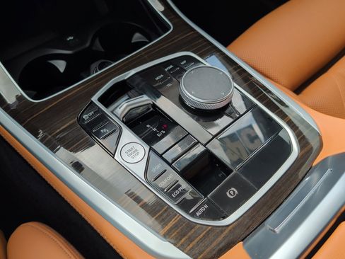 Used 2024 BMW X5 sDrive40i w/ Premium Package RWD image 21