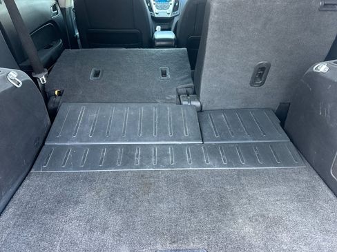 Used 2010 Chevrolet Equinox LT w/ Cargo Management Package FWD image 23