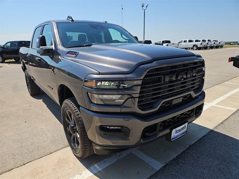 New 2026 RAM 2500 Lone Star image 10