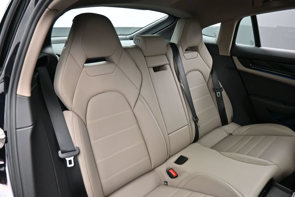 New 2026 Porsche Panamera 4 AWD/4WD image 25