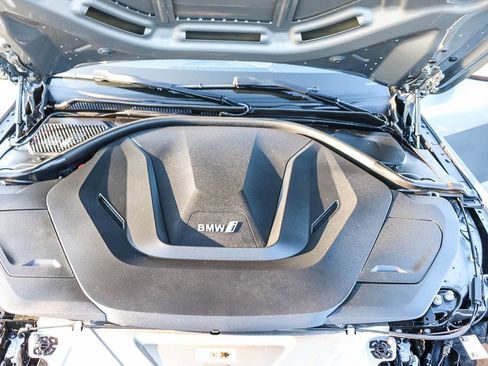 Used 2025 BMW i4 eDrive40 w/ Parking Assistance Package RWD image 25