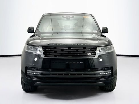 New 2026 Land Rover Range Rover SE image 2