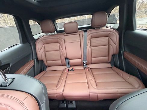 New 2026 Lincoln Nautilus Reserve image 37