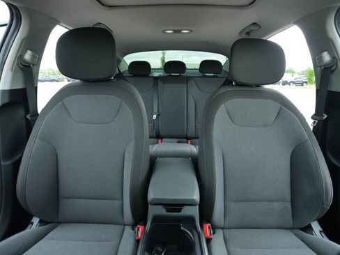 Used 2025 Kia K4 FWD image 41