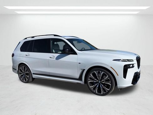 New 2027 BMW X7 M60i AWD/4WD image 2