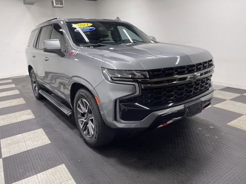 Used 2021 Chevrolet Tahoe Z71 w/ Z71 Off-Road Package AWD/4WD image 6