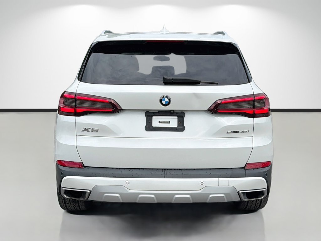 Used 2021 BMW X5 sDrive40i w/ Premium Package 2 RWD image 4
