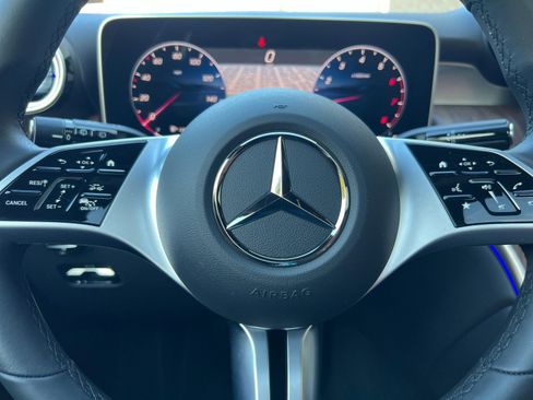 Certified 2025 Mercedes-Benz GLC 300 GLC 300 image 24