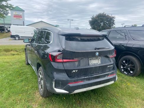 Used 2025 BMW X1 xDrive28i w/ Technology Package AWD/4WD image 4