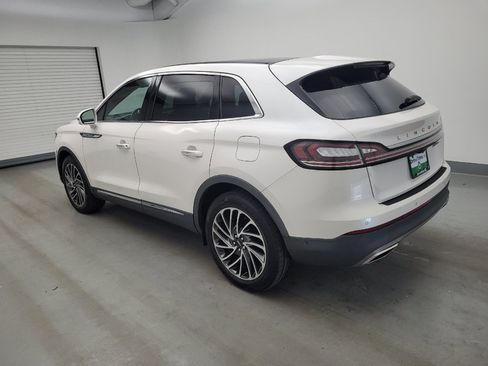 Used 2019 Lincoln Nautilus Reserve AWD/4WD image 3