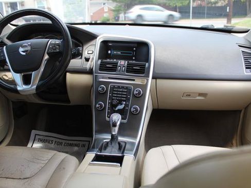 Used 2015 Volvo XC60 T6 Premier Plus AWD/4WD image 25