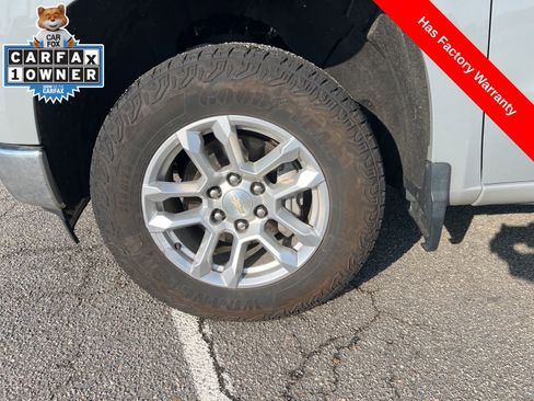 Used 2024 Chevrolet Silverado 1500 LT AWD/4WD image 9
