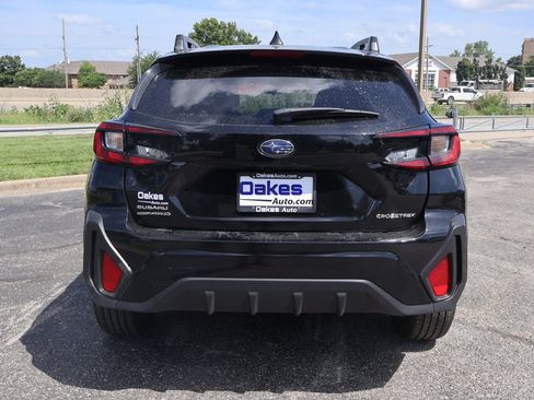 Used 2024 Subaru Crosstrek 2.0i Premium AWD/4WD image 6