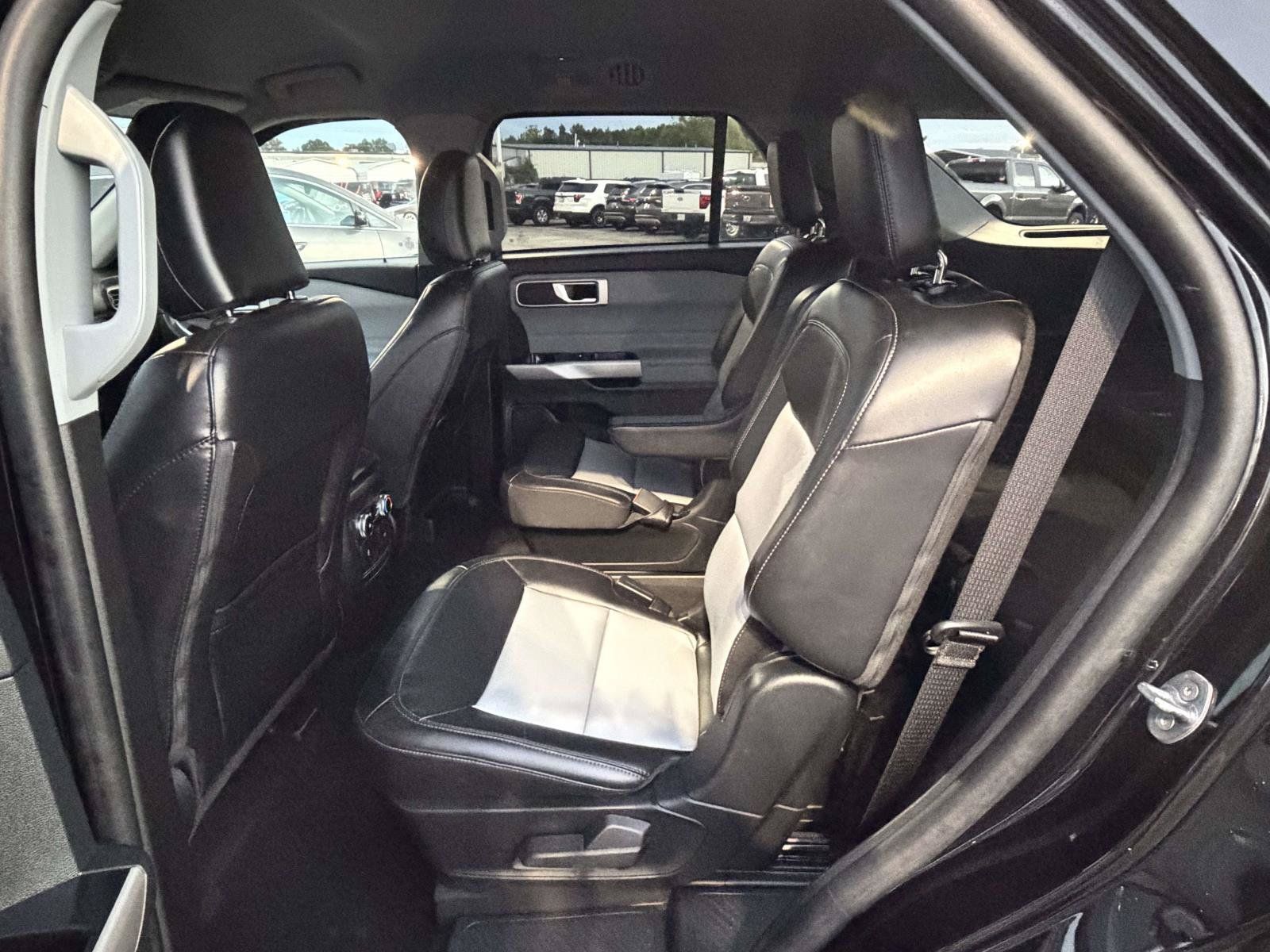 Certified 2023 Ford Explorer XLT w/ Equipment Group 202A AWD/4WD image 24