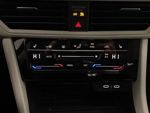 New 2026 Volkswagen Jetta SE image 22