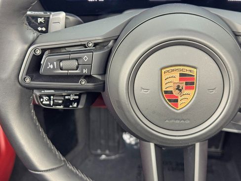 Used 2025 Porsche 911 Carrera image 20