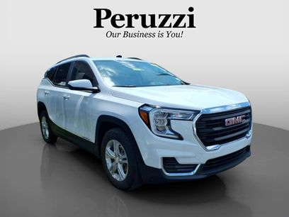 Used 2024 GMC Terrain SLE w/ Driver Convenience Package
