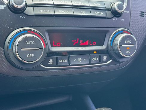 Used 2017 Kia Forte SX w/ SX Premium Tech Package FWD image 42