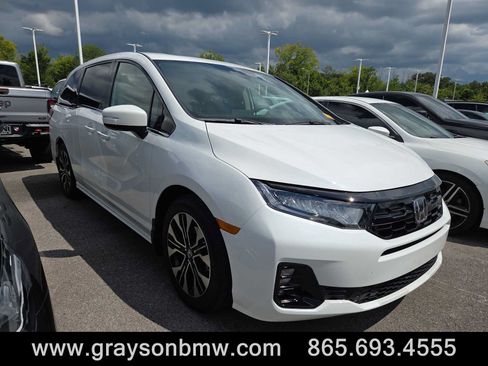 Used 2026 Honda Odyssey Elite image 1