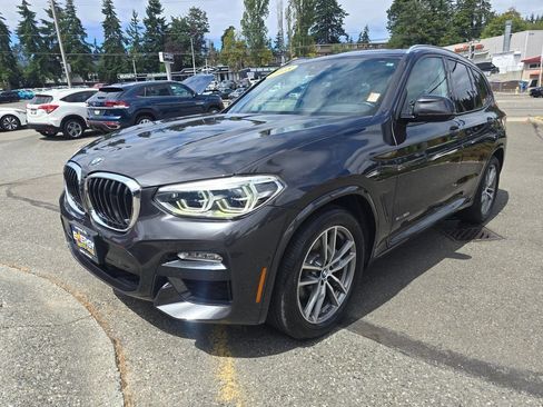 Used 2018 BMW X3 xDrive30i AWD/4WD image 3