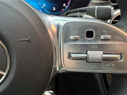 Used 2020 Mercedes-Benz C 300 Sedan image 29