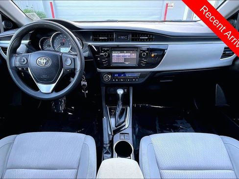 Used 2014 Toyota Corolla LE FWD image 7